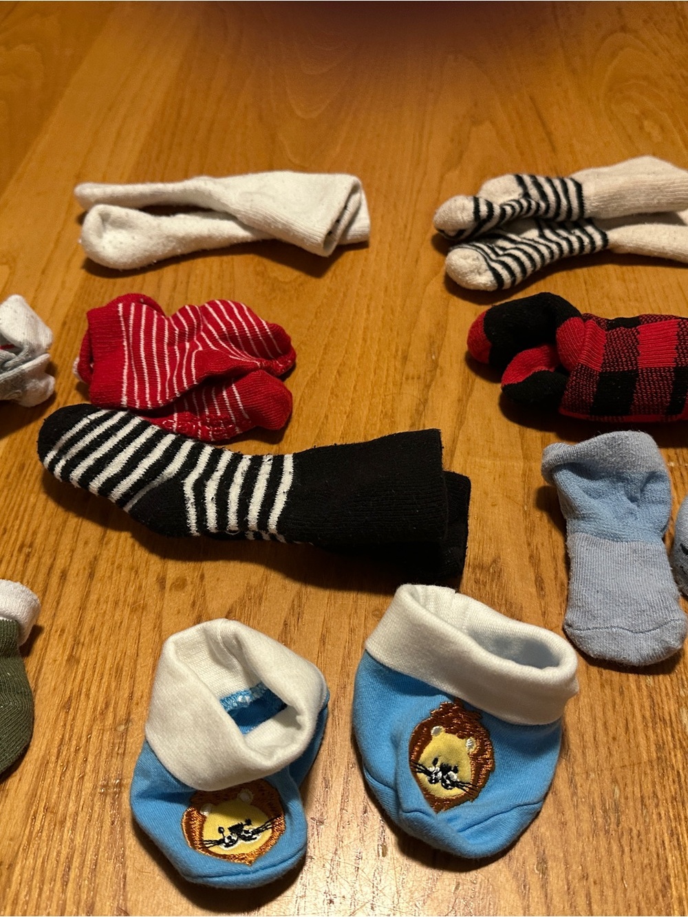Infant Blue Lion Bootie Socks - Soft Baby Booties